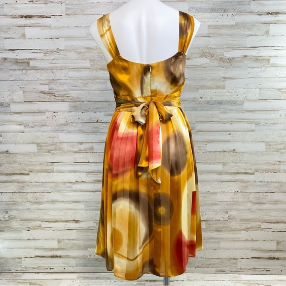 Suzi Chin by Maggy Boutique Silk Dress Womens Size 12 Gold Red Print Tie Waist - Picture 9 of 13